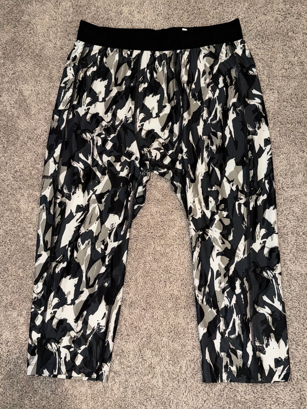 Body Glove Black & Light Gray Athletic Leggings